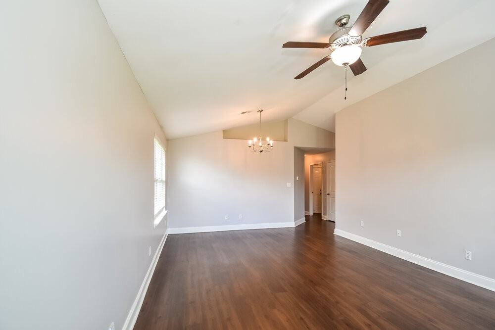 8896 Willa Jean Cv - Photo 4 of 16