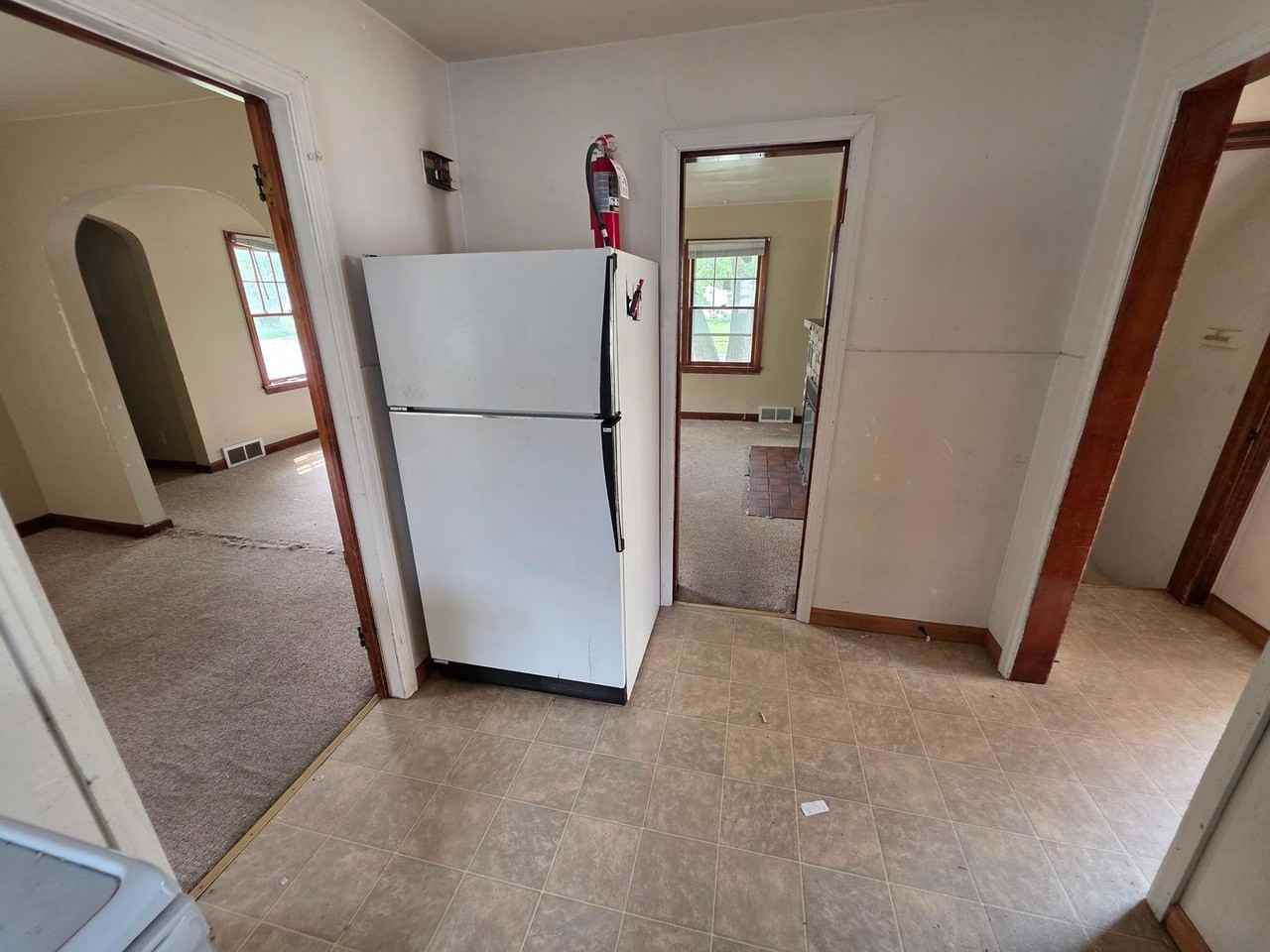 1002 5th Ave - Photo 4 of 17