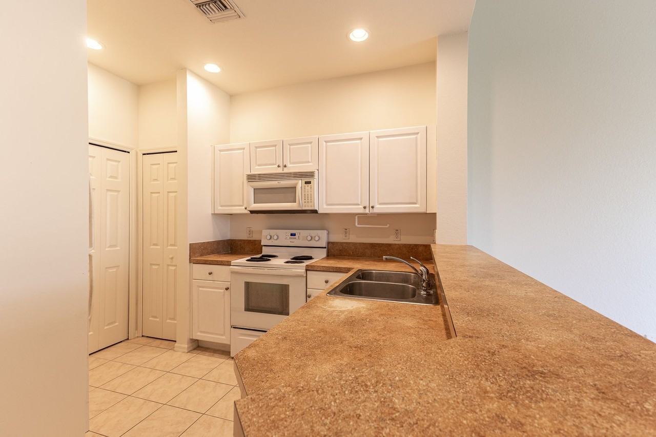 4247 Liron Ave #202 - Photo 4 of 21