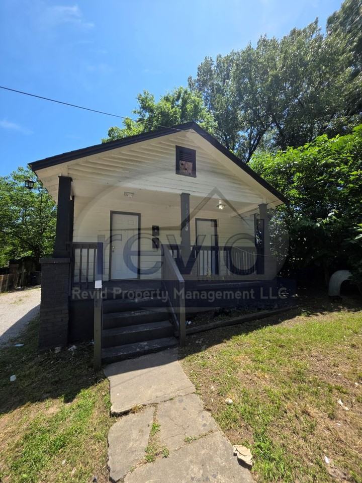 1303 E Trigg Ave #D - Photo 2 of 2