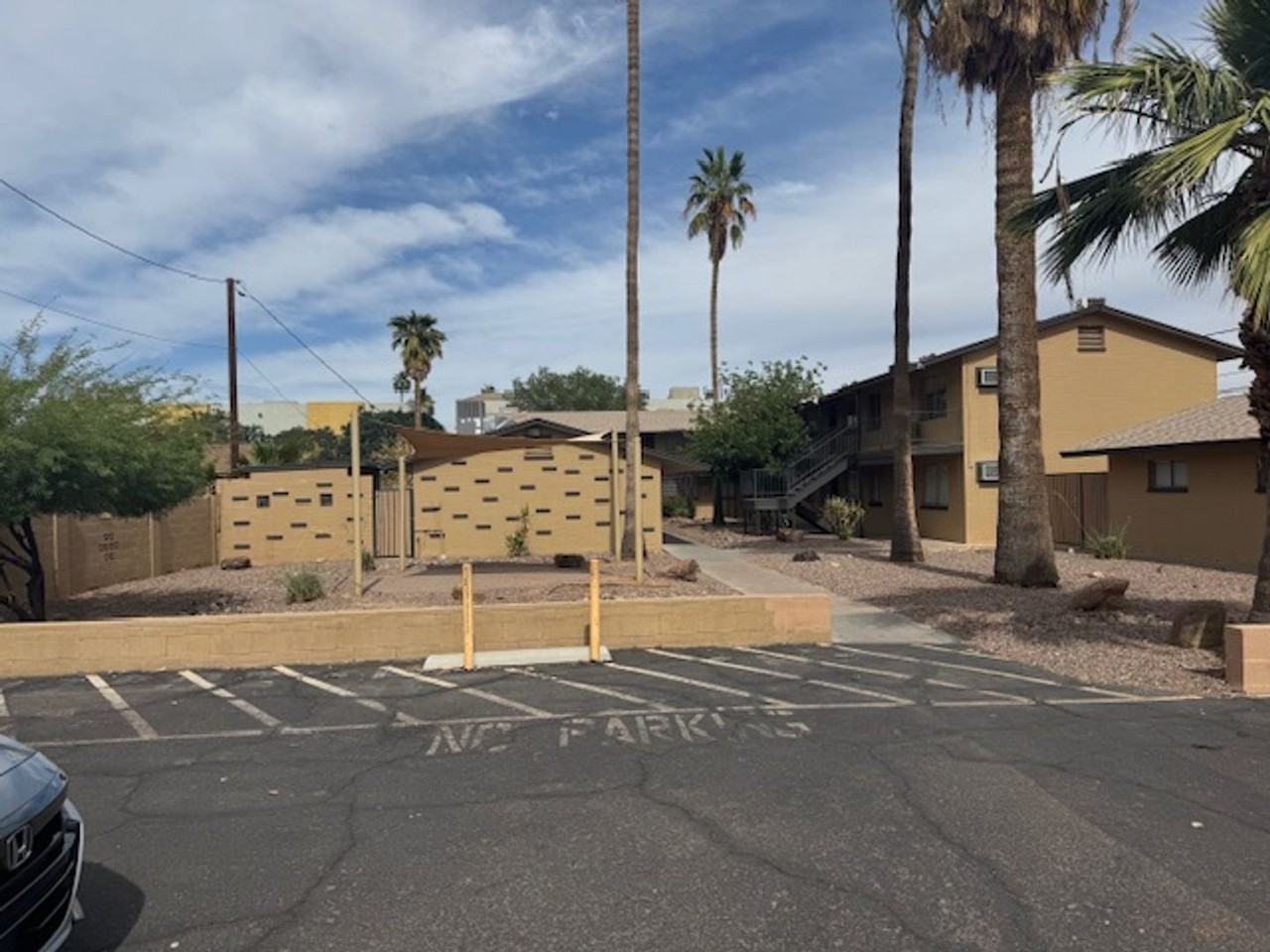 La Monte Apartments - Photo 2 of 20