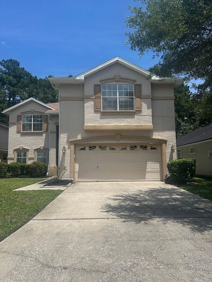 572 Redberry Ln - Photo 3 of 35