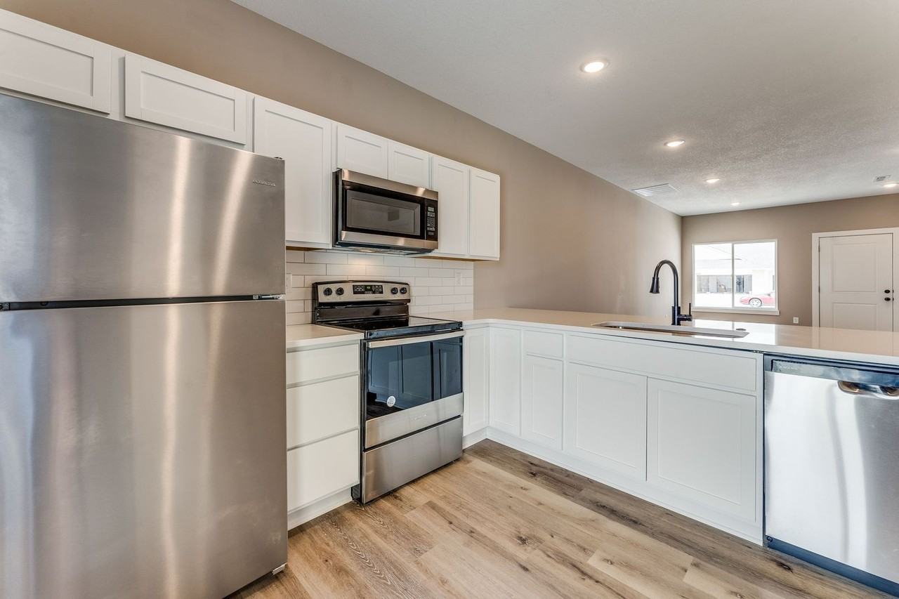 4440 N Sandplum St - Photo 5 of 13