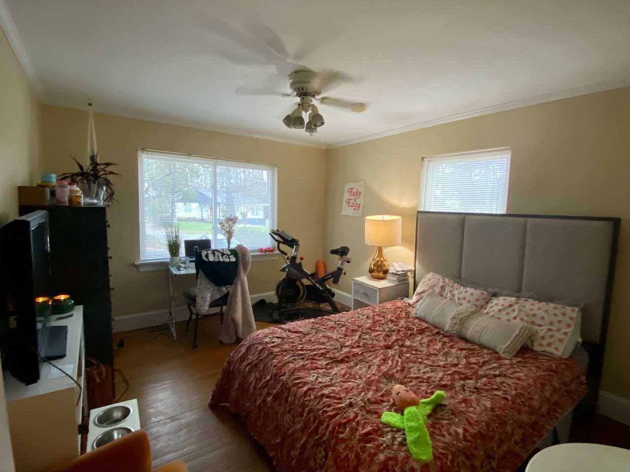 1206 Duplin Rd - Photo 4 of 5