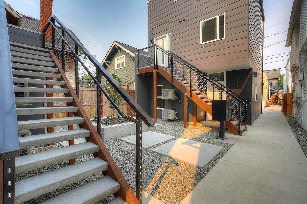 641 N. Fife St - Photo 3 of 4
