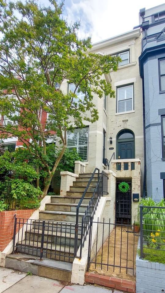 2719 Ontario Rd Nw - Photo 2 of 31