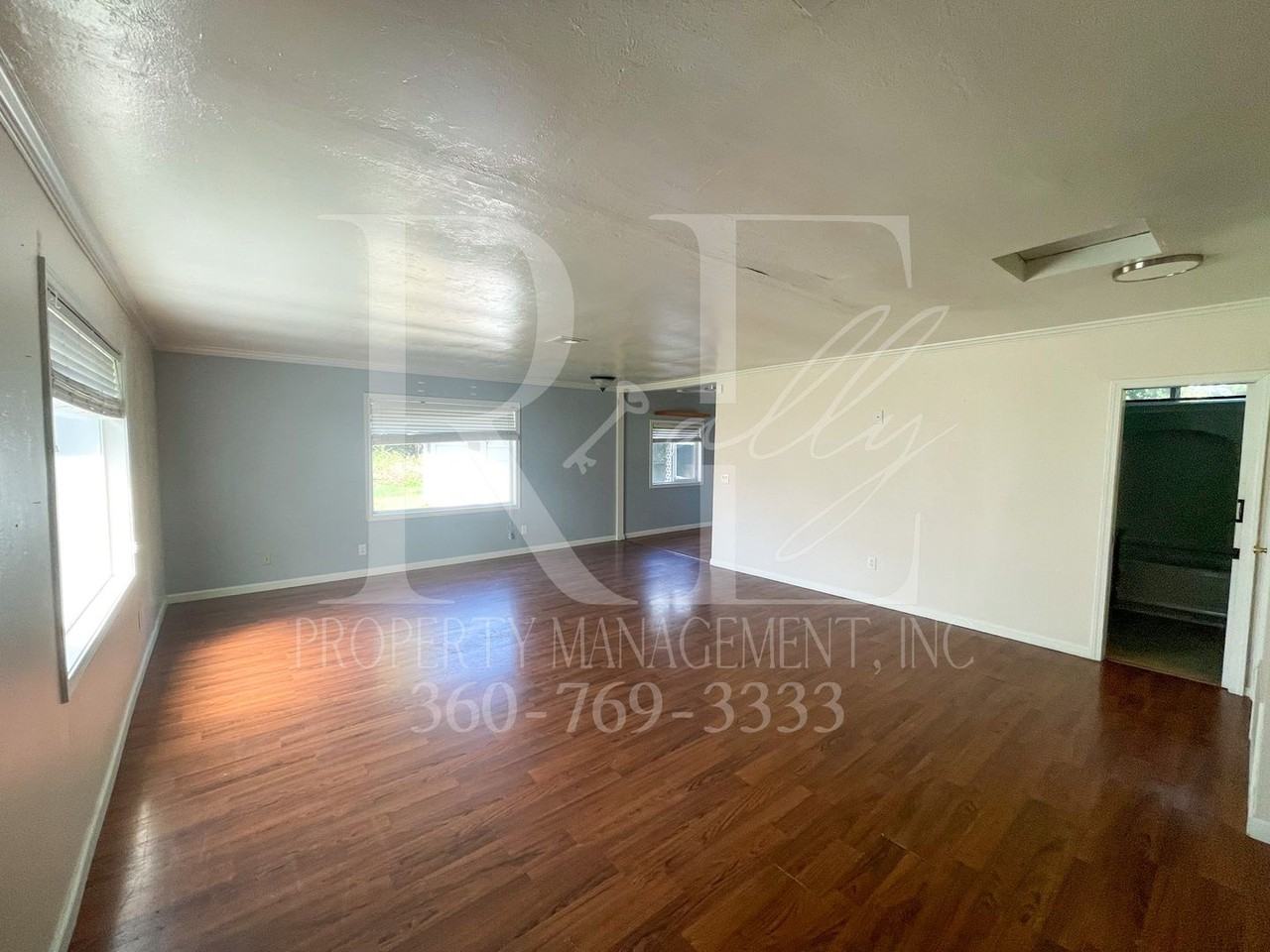 5801 Sw Northview Dr - Photo 3 of 11