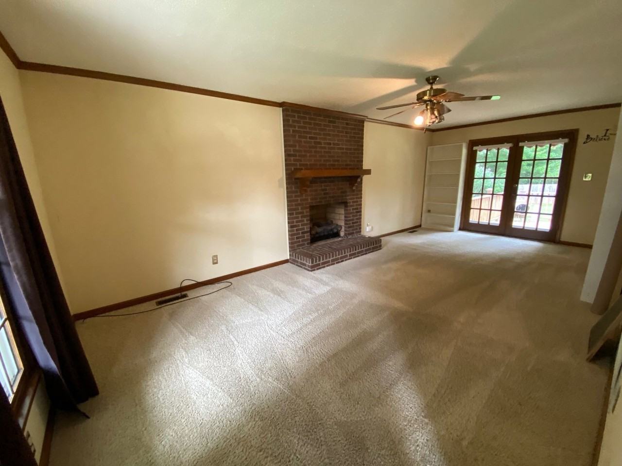 311 Forestview Dr - Photo 3 of 21