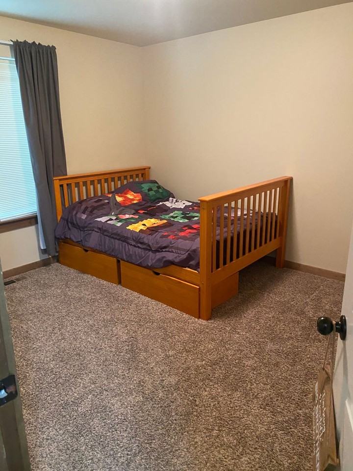 3740 Corwin St - Photo 3 of 9