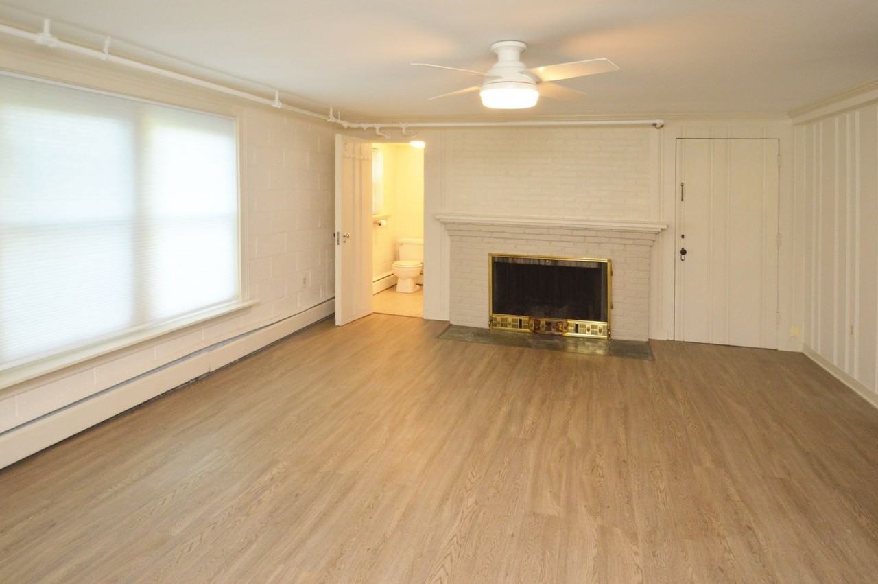 3705 Sherwood Pl - Photo 3 of 19