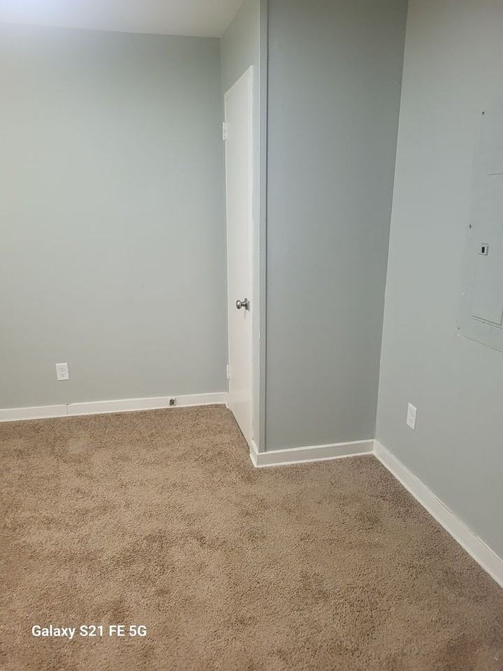 2431 Knox Dr - Photo 7 of 11