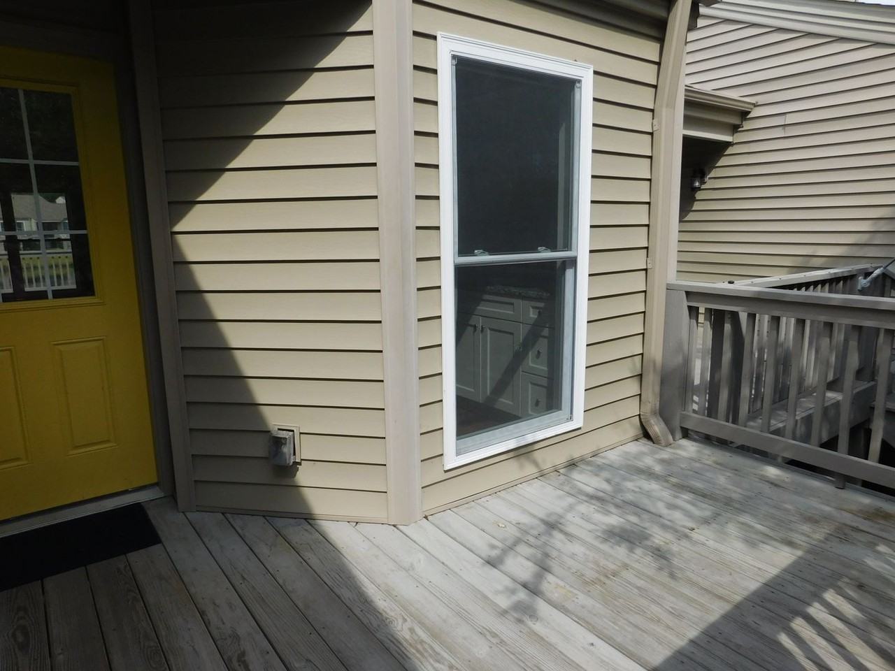 7151 Windward Dr - Photo 4 of 31