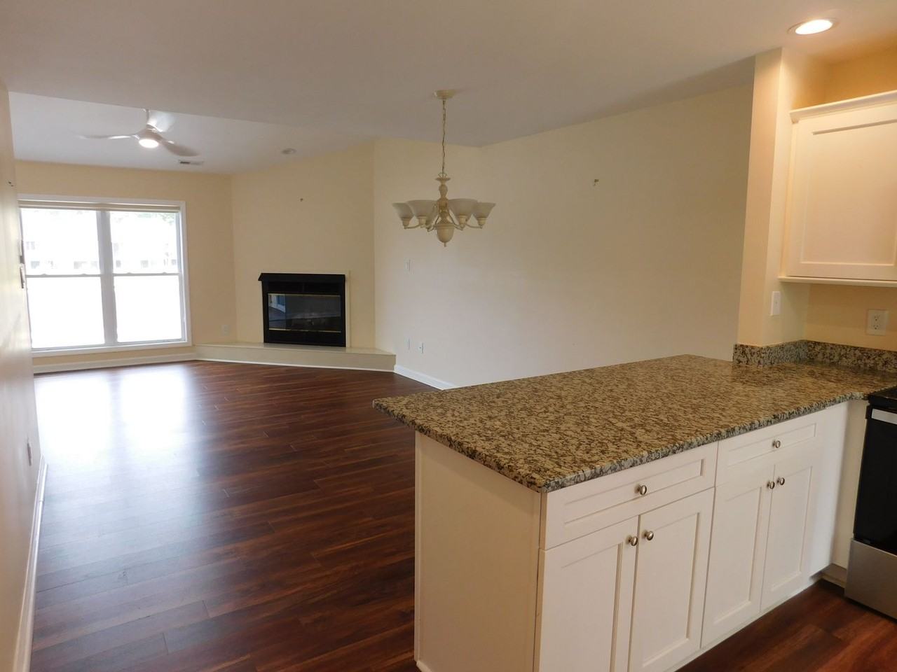 7151 Windward Dr - Photo 5 of 31
