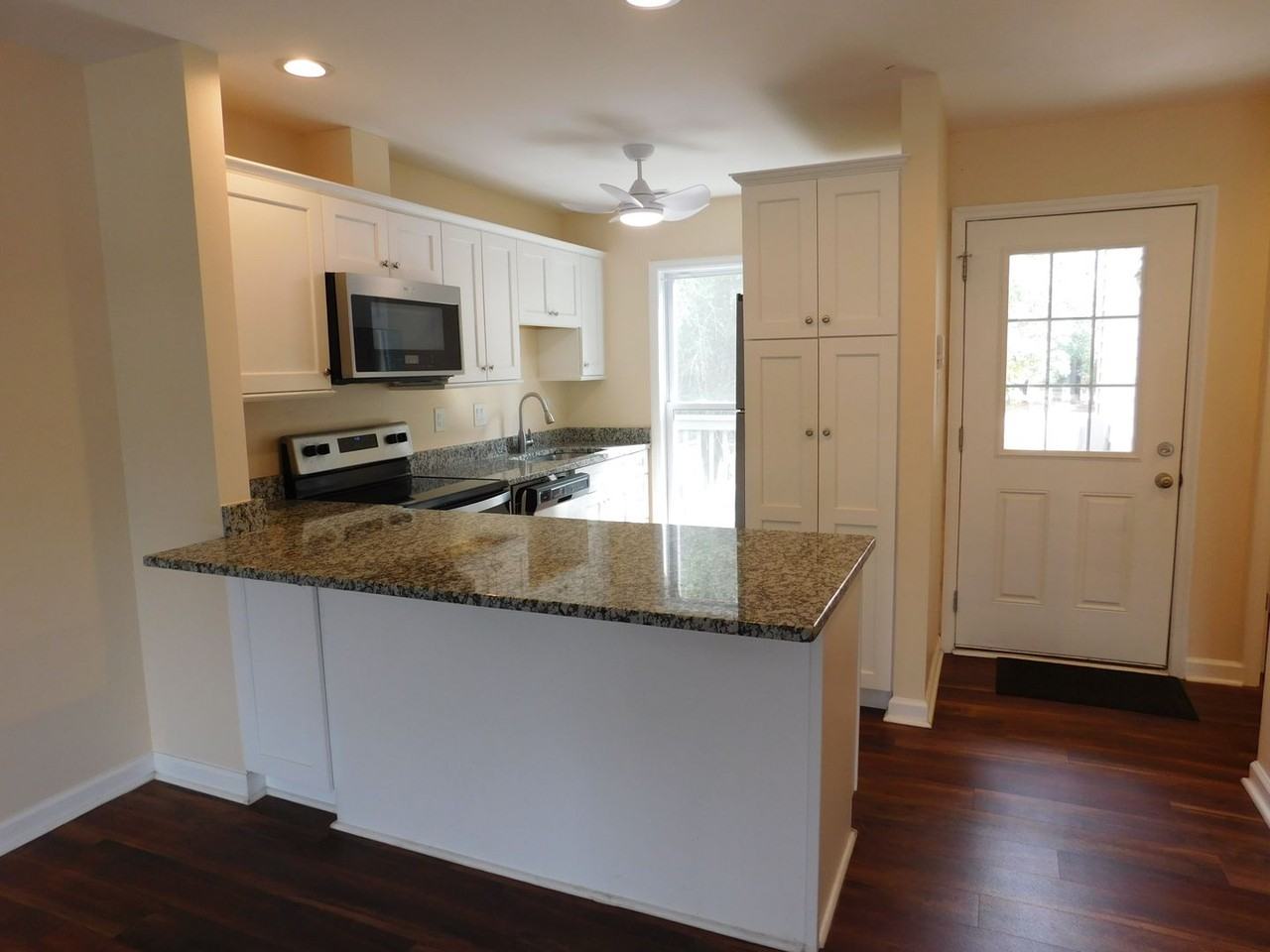 7151 Windward Dr - Photo 7 of 31
