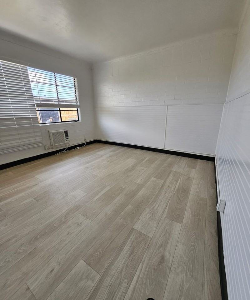 205 E Imperial Ave - Photo 3 of 7