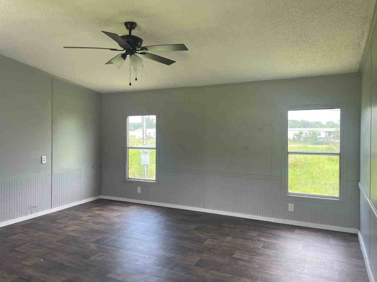 354 Joyner Loop - Photo 2 of 8