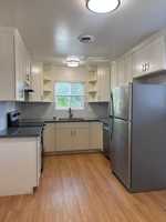 featured image of 1910 Latham St