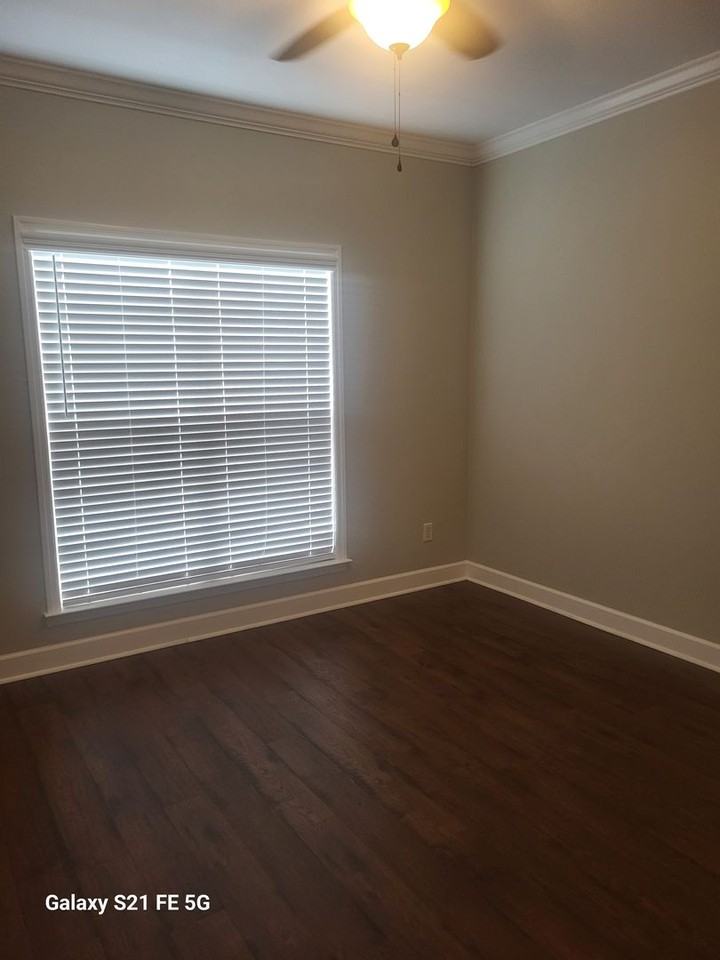 5196 Carlton Ridge Cir - Photo 5 of 19