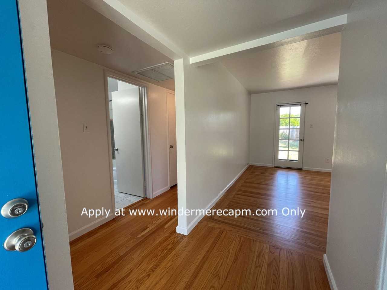 2225 22nd Avenue - Photo 2 of 14
