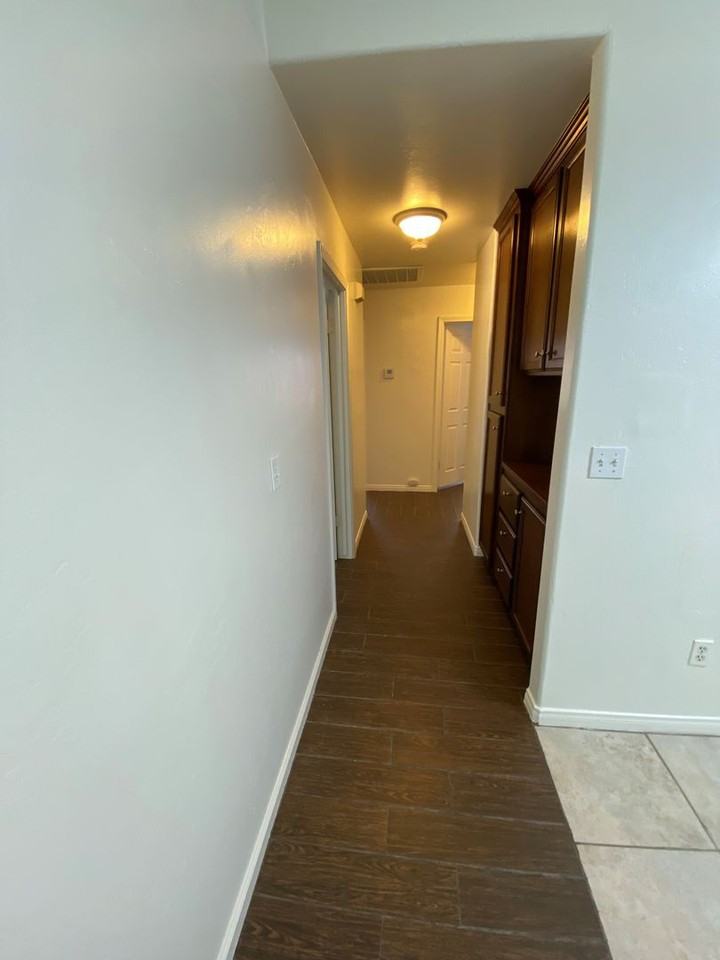 5909 Arc Dome Ave - Photo 3 of 9