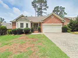 featured image of 732 Magruder Ct