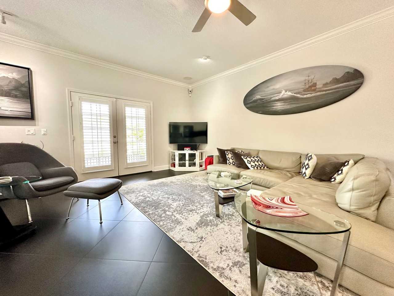 100 Ricardo Way Northeast #1 - Photo 2 of 22