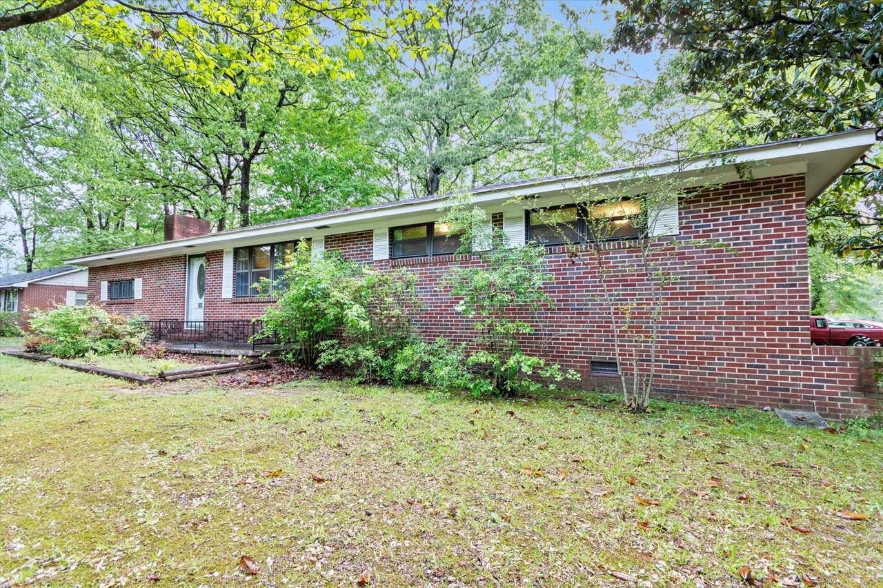 700 Cedar St Nw - Photo 3 of 25