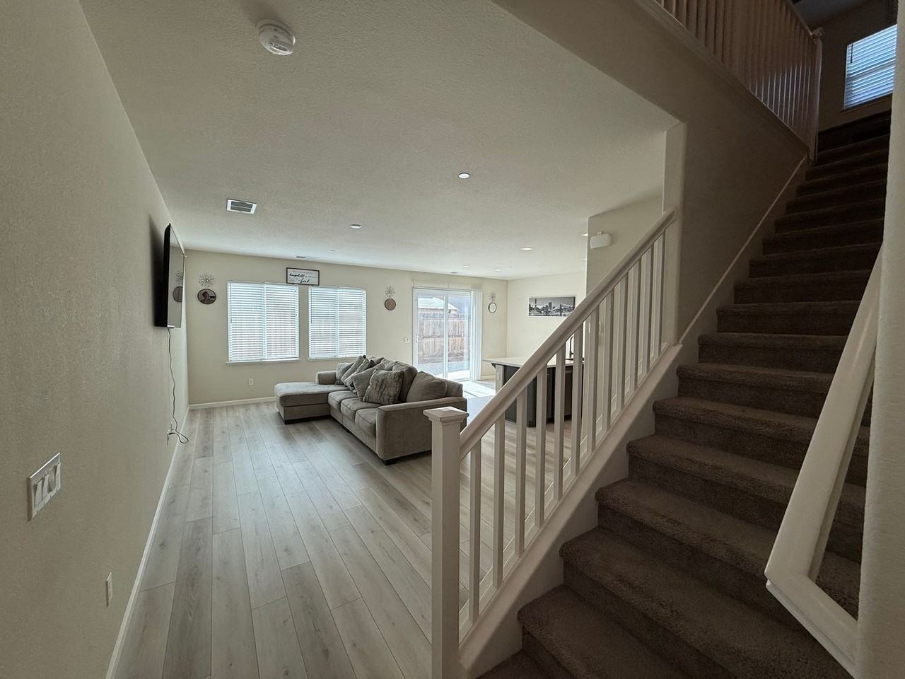 2720 Hawaiian Petrel Ave - Photo 3 of 38