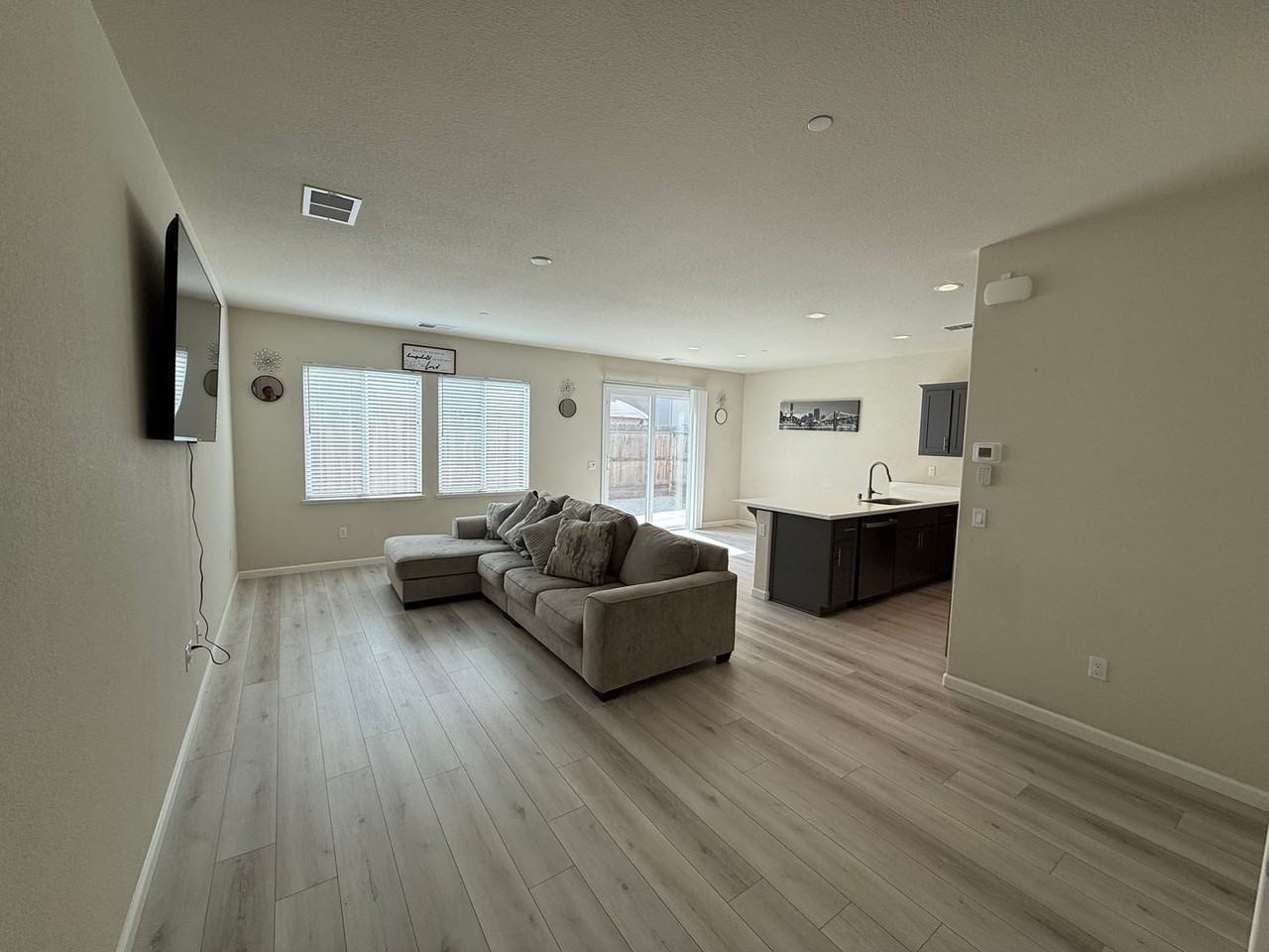 2720 Hawaiian Petrel Ave - Photo 4 of 38