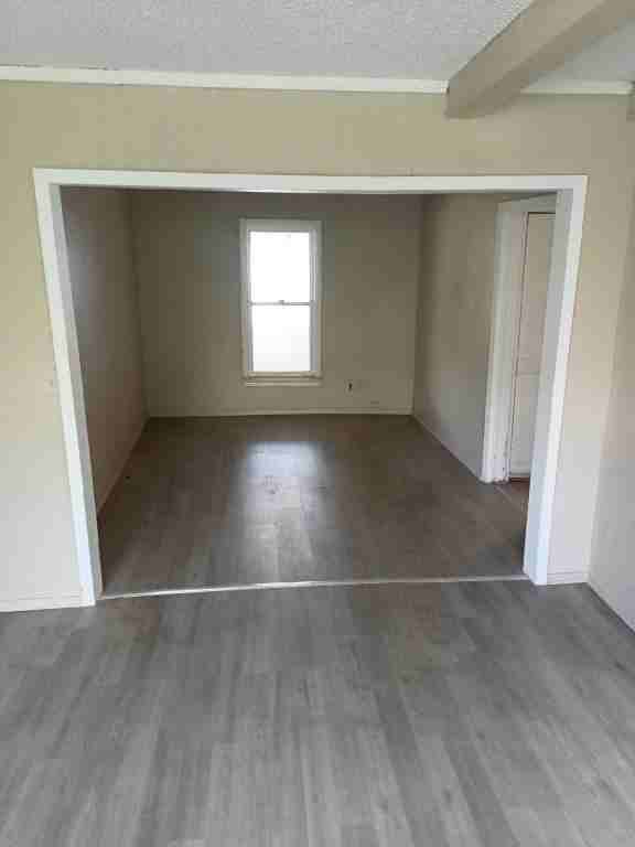 839 E 2nd St - Photo 2 of 11