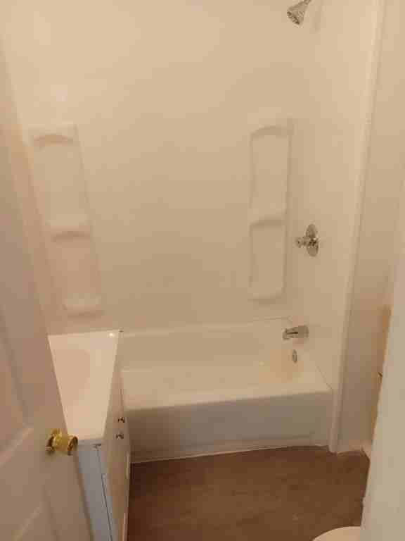 839 E 2nd St - Photo 3 of 11