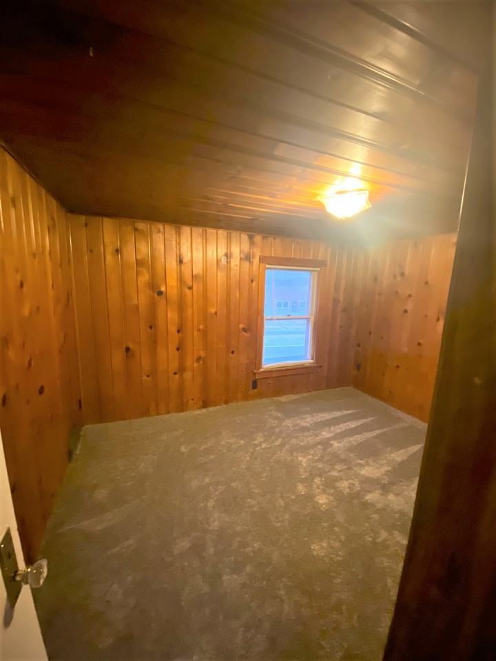 720 E Church St - Photo 2 of 8