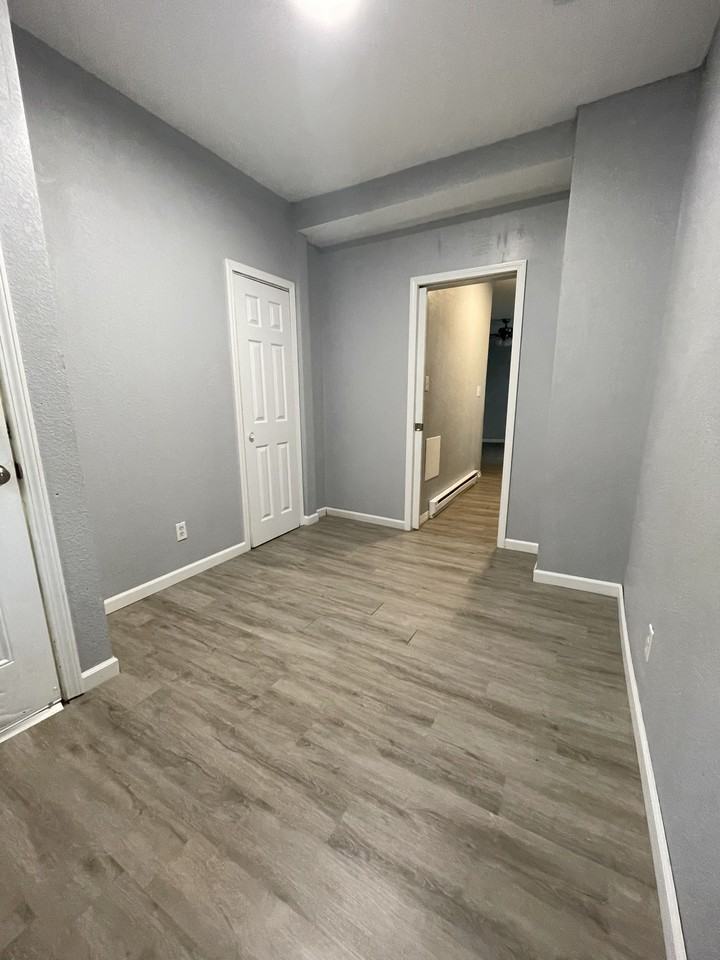 537 Potter St #1 - Photo 5 of 11