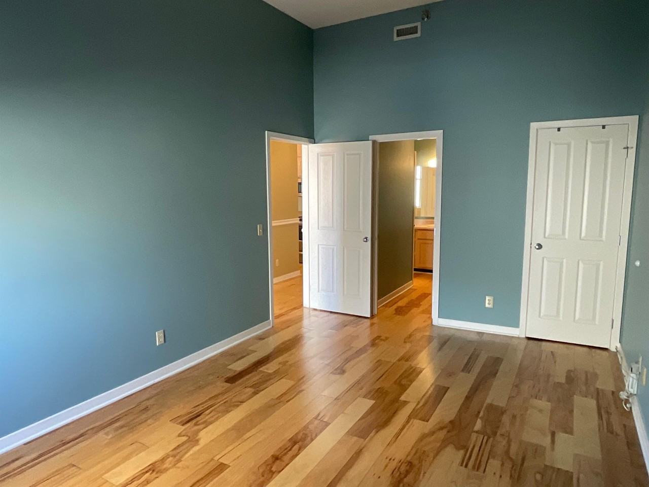 112 W Washington Blvd #1 - Photo 5 of 18