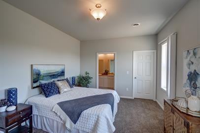 650 Mckay Way - Photo 3 of 9