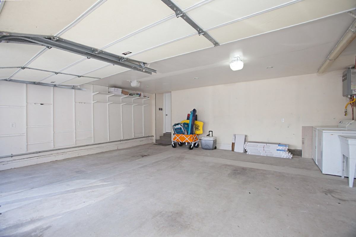 819 Dover Ct #1 - Photo 7 of 16