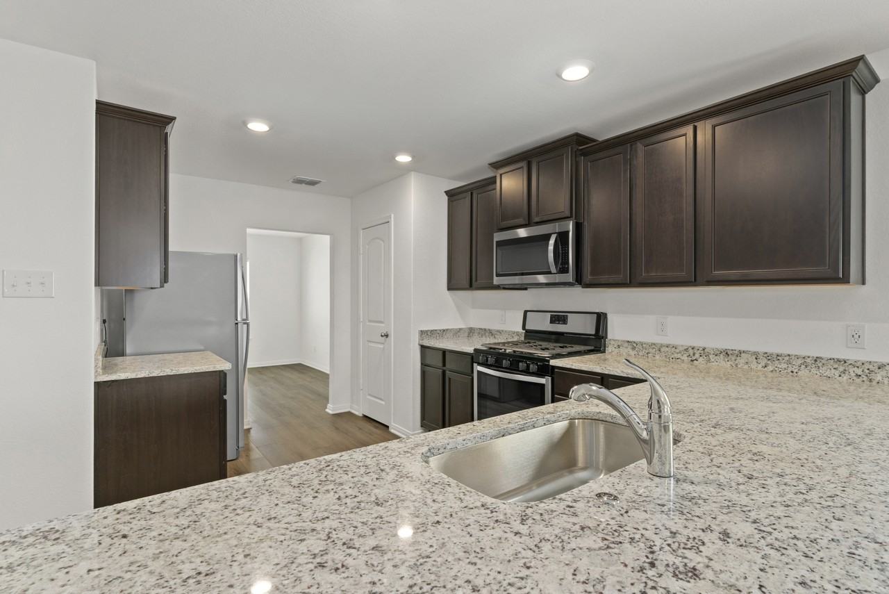 15215 Bufflehead Crk - Photo 2 of 24