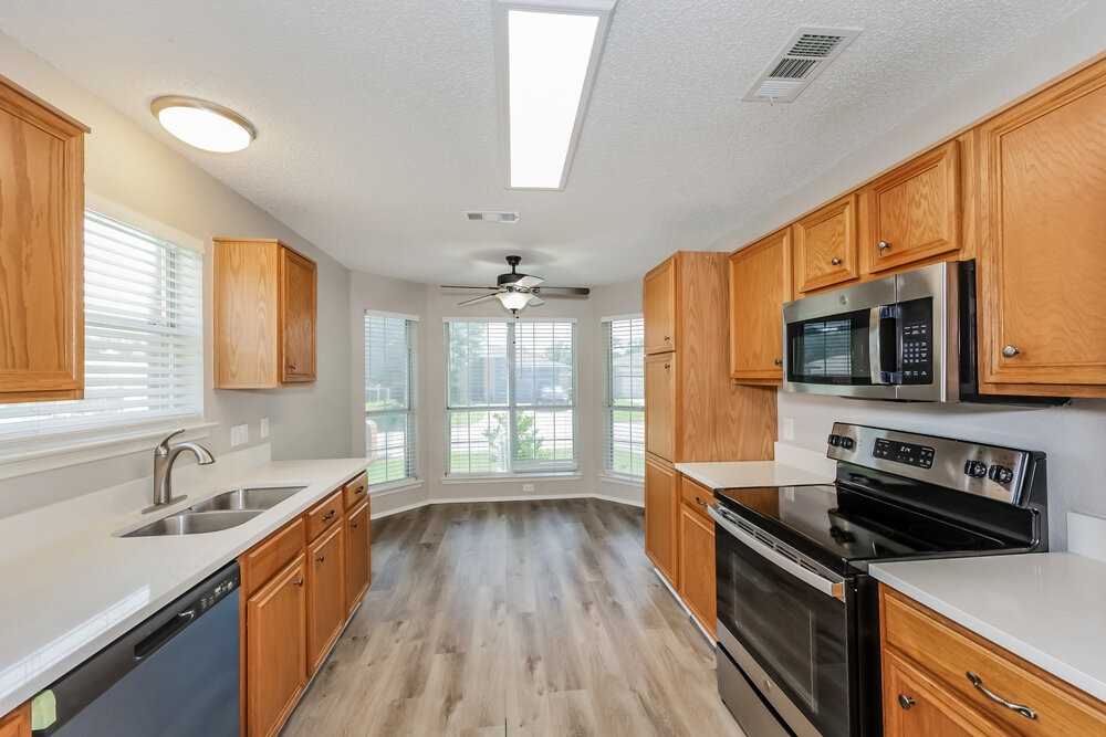 5904 Heatherglen Ter - Photo 7 of 16