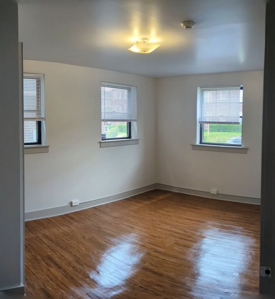 2021 Wendover St #2 - Photo 6 of 11