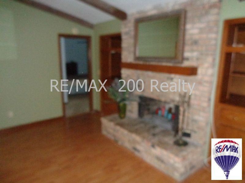 4985 Neponset Ave - Photo 3 of 8