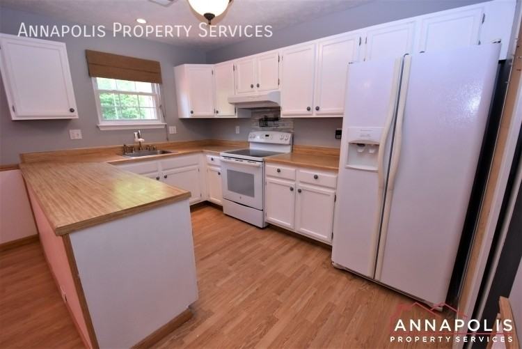 355 Rambling Ridge Ct - Photo 2 of 26