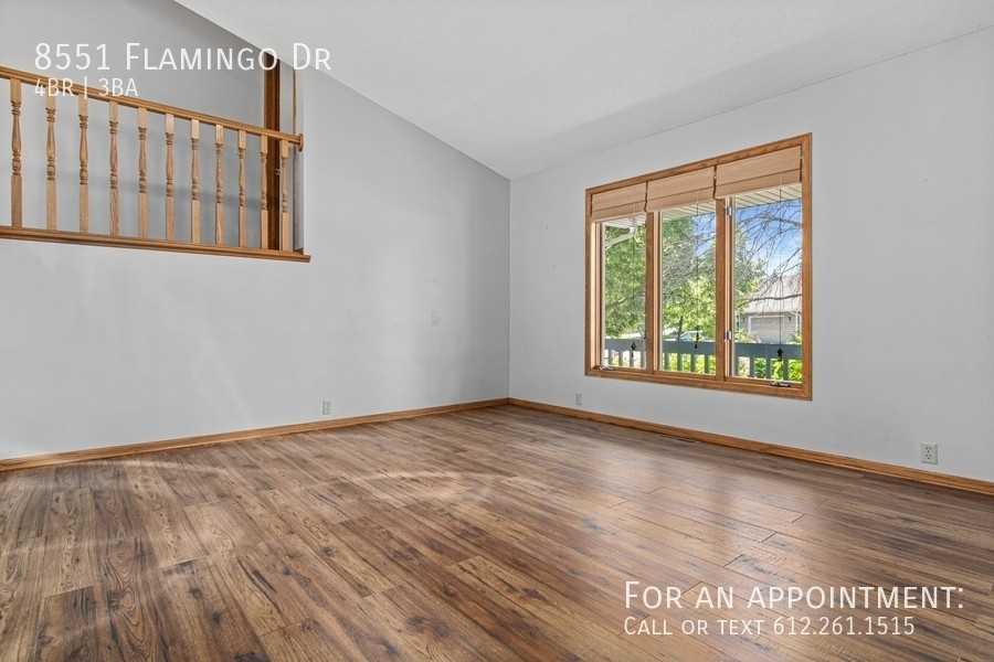 8551 Flamingo Dr - Photo 2 of 31