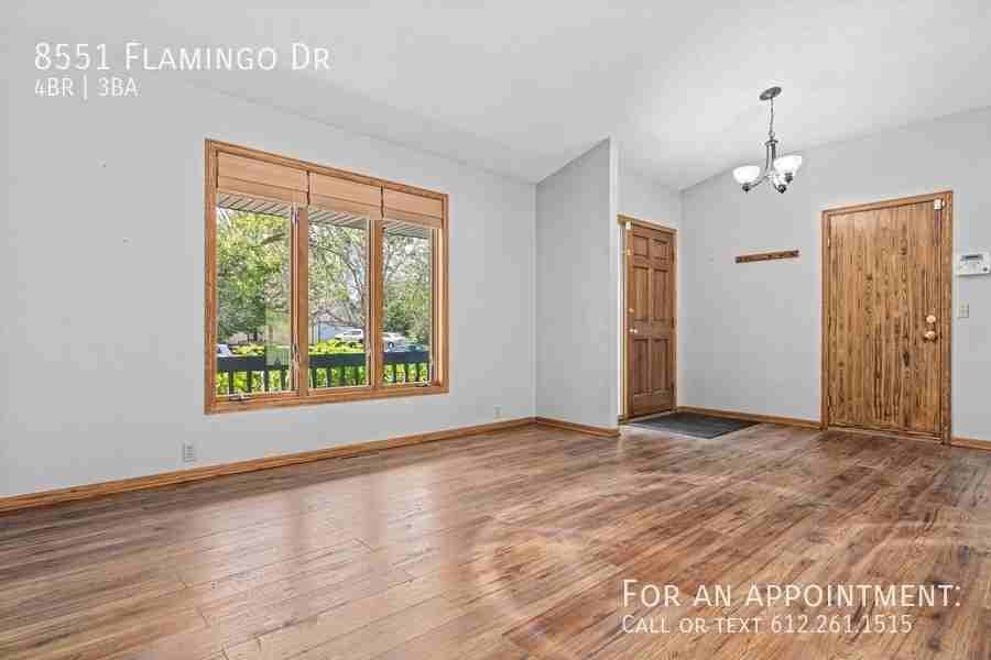 8551 Flamingo Dr - Photo 3 of 31