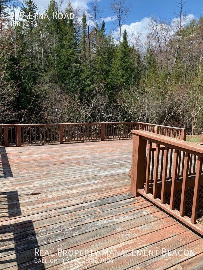 187 Etna Rd - Photo 2 of 20