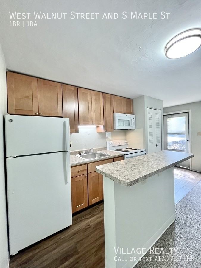 Walnut & S Maple St #B - Photo 2 of 49