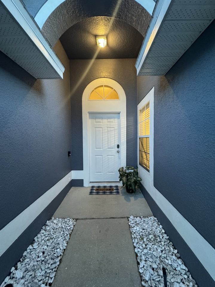 322 Halstead Dr #NA - Photo 3 of 28