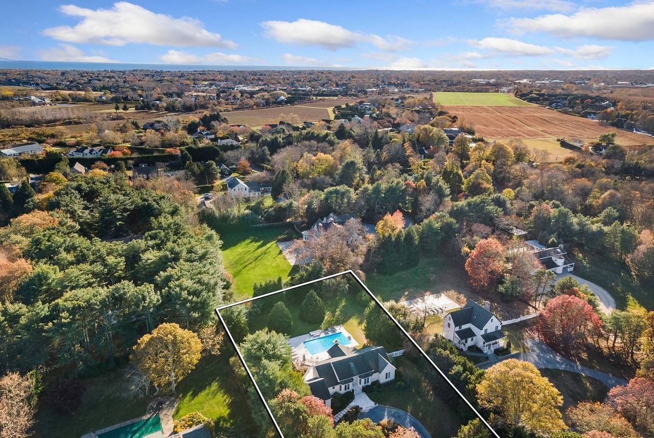 56 Lower 7 Ponds Rd - Photo 2 of 30