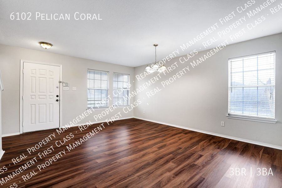 6102 Pelican Coral - Photo 4 of 28