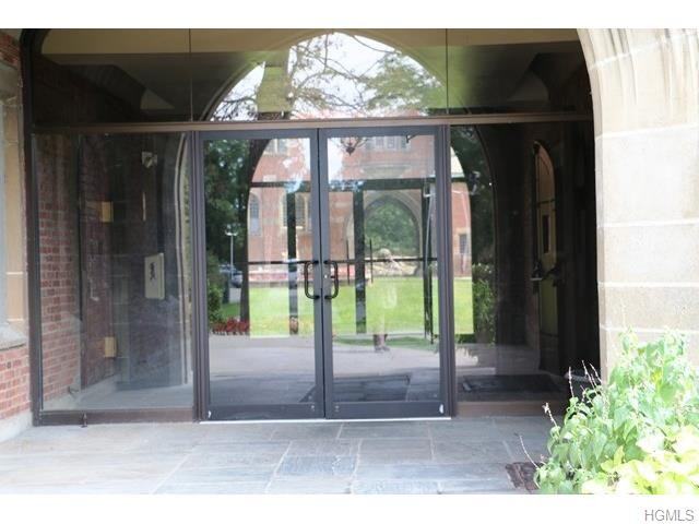 Chateau Rive 003, Peekskill, NY 10566 2 Bedroom Apartment for 1,795