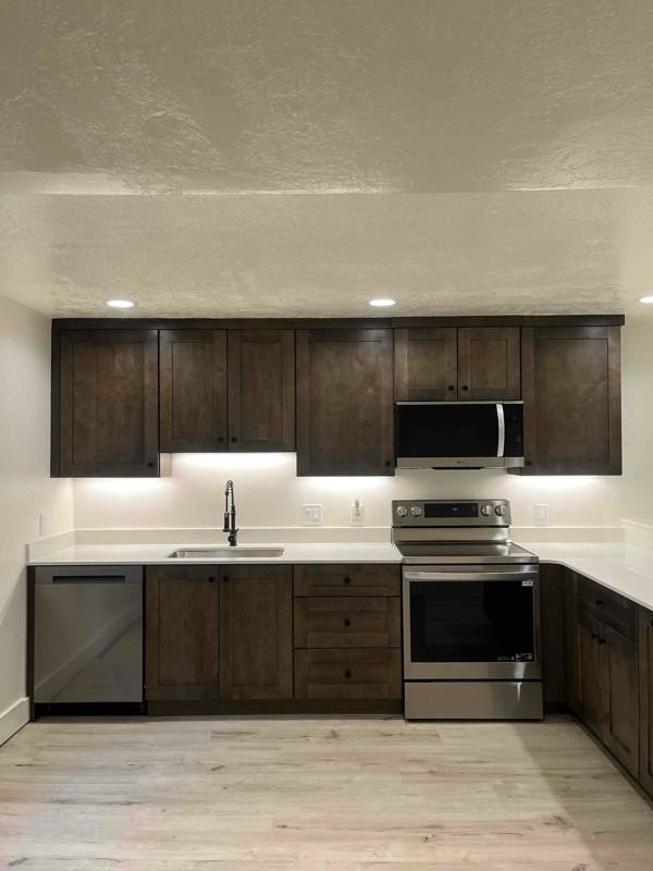 11646 S Keystone Dr - Photo 5 of 26